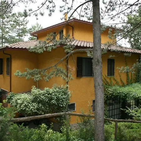 Sleeps 14 Pool Wifi Villa